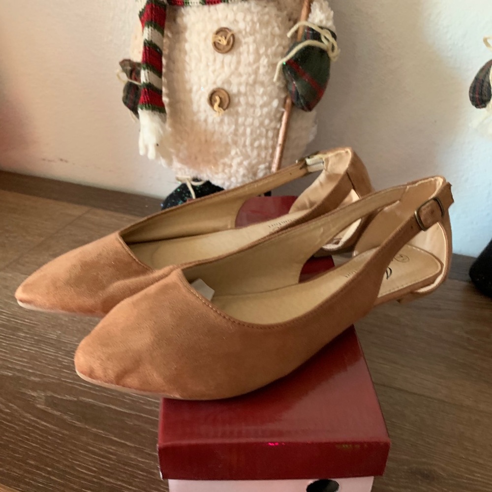 NEW TAN WOMAN FLATS POINTED TOE